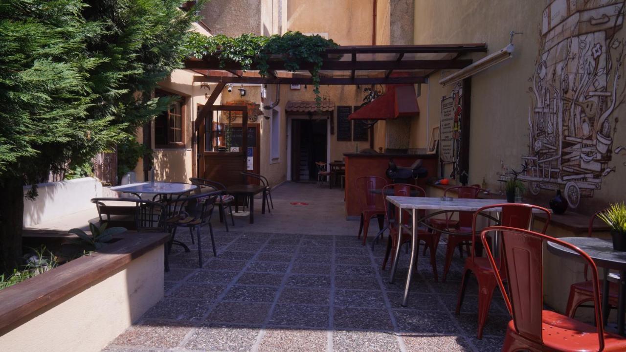 Studios Arabas Thessaloníki Exteriör bild